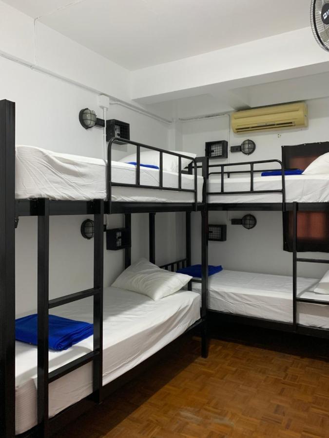 Revolution Hostel Csiangmaj Kültér fotó