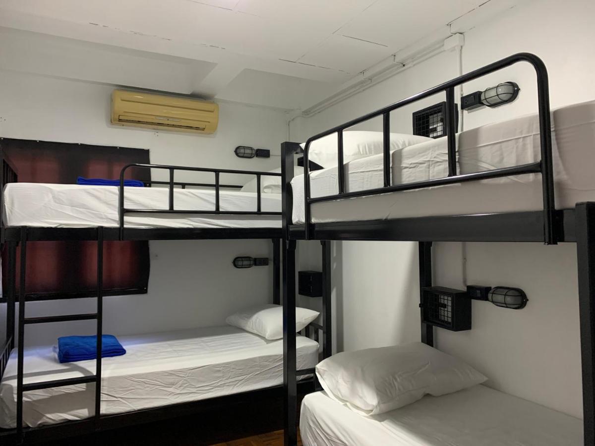 Revolution Hostel Csiangmaj Kültér fotó